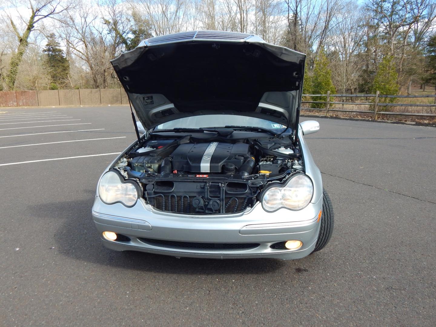 2004 Silver /Black Mercedes-Benz C-Class Wagon (WDBRH84J94F) with an 3.2 Liter engine, Automatic transmission, located at 6528 Lower York Road, New Hope, PA, 18938, (215) 862-9555, 40.358707, -74.977882 - 2004 Mercedes-Benz C-320 4 Matic wagon..3,2 Liter V6 engine, automatic transmission, tilt wheel, cruise control, dual heated power seats in black leather, power windows, mirrors, central locking system, woodgrain, AM/FM/CD Bose sound with 6 disc CD changer, power moonroof, 16" factory alloy wheels, - Photo#22